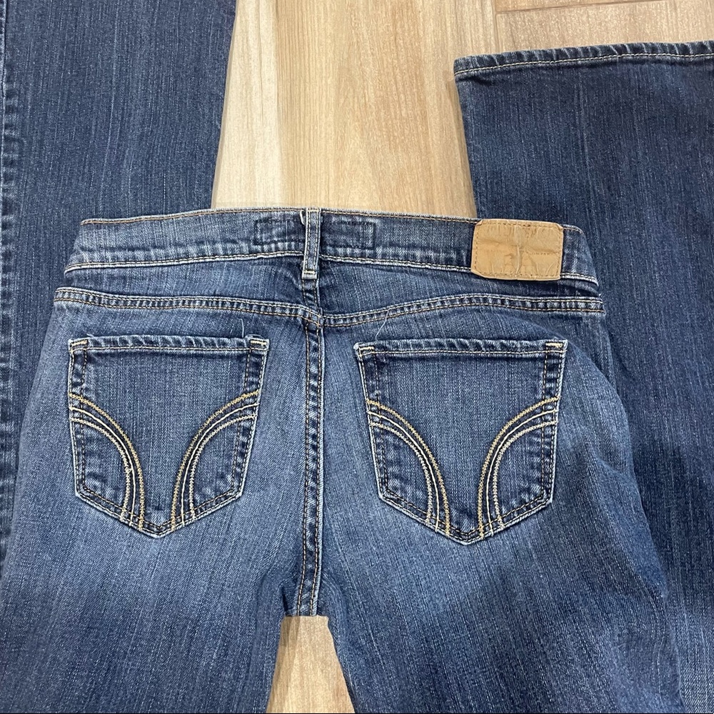 Ladies size 3 extra long Hollister jeans